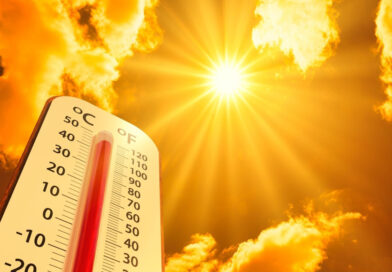 Working outside in direct sunlight and heat for extended periods increases the risk of heat-related illnesses on the job. Source: Adobe Stock