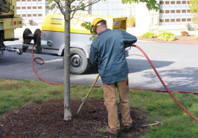 While air excavators are relatively low-maintenance equipment, they still require rigorous training and adherence to safety protocols as with larger machinery. Source: Richard May