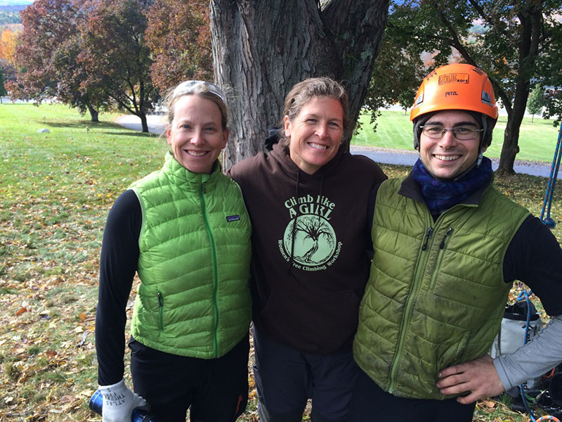 Ingersoll and LeVangie are known for their natural leadership and instructional styles, meeting each of their students where they are with their skills and learning abilities. Source: Women's Tree Climbing Workshop®