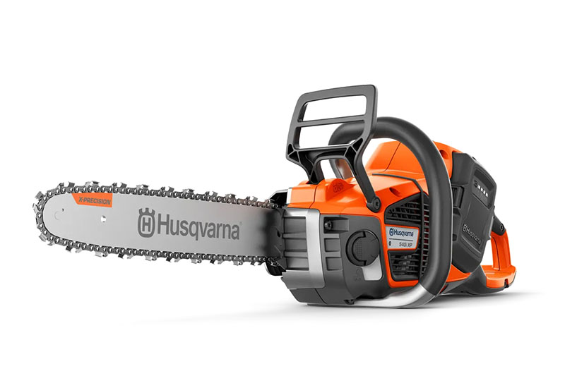 Husqvarna's 540i XP battery-powered chainsaw