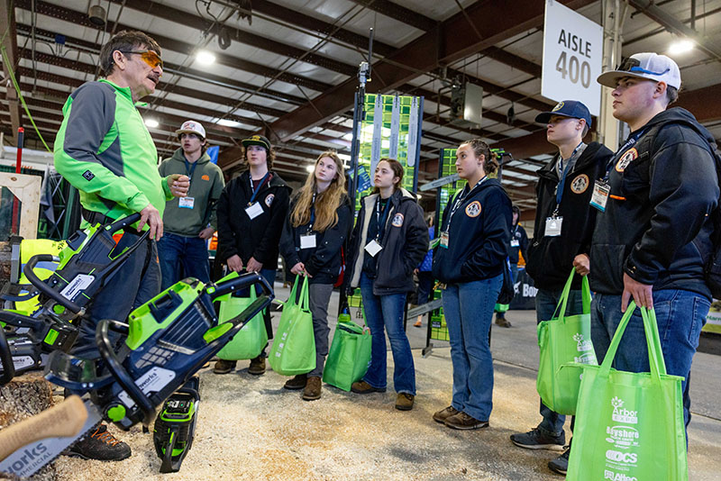 Professionals and students alike gather at one of the many live demos, where equipment manufacturers demonstrated innovation in action.