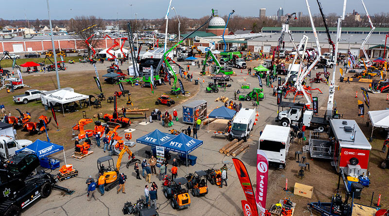 From a variety of classes, countless aisles of indoor and outdoor exhibitors, and plenty of opportunities to network and share insight, there simply isn’t a dull moment at ArborEXPO™. Source: All photos by Joe Tacynec